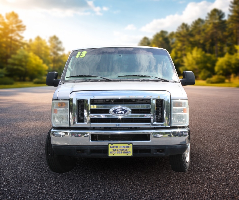 2013 Ford E-Series Econoline Wagon